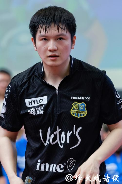 樊振东重返德甲 助萨尔布吕肯俱乐部主场取胜 樊振东重返德甲 助萨尔布吕肯俱乐部主场取胜